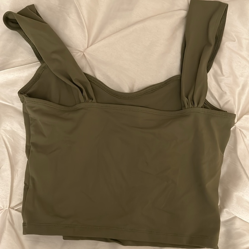 GUC ABERCROMBIE AND FITCH TOP M - Picture 5 of 5